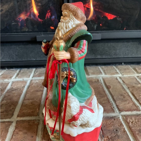 Vintage Porcelain Santa Music Box - Picture 2 of 6